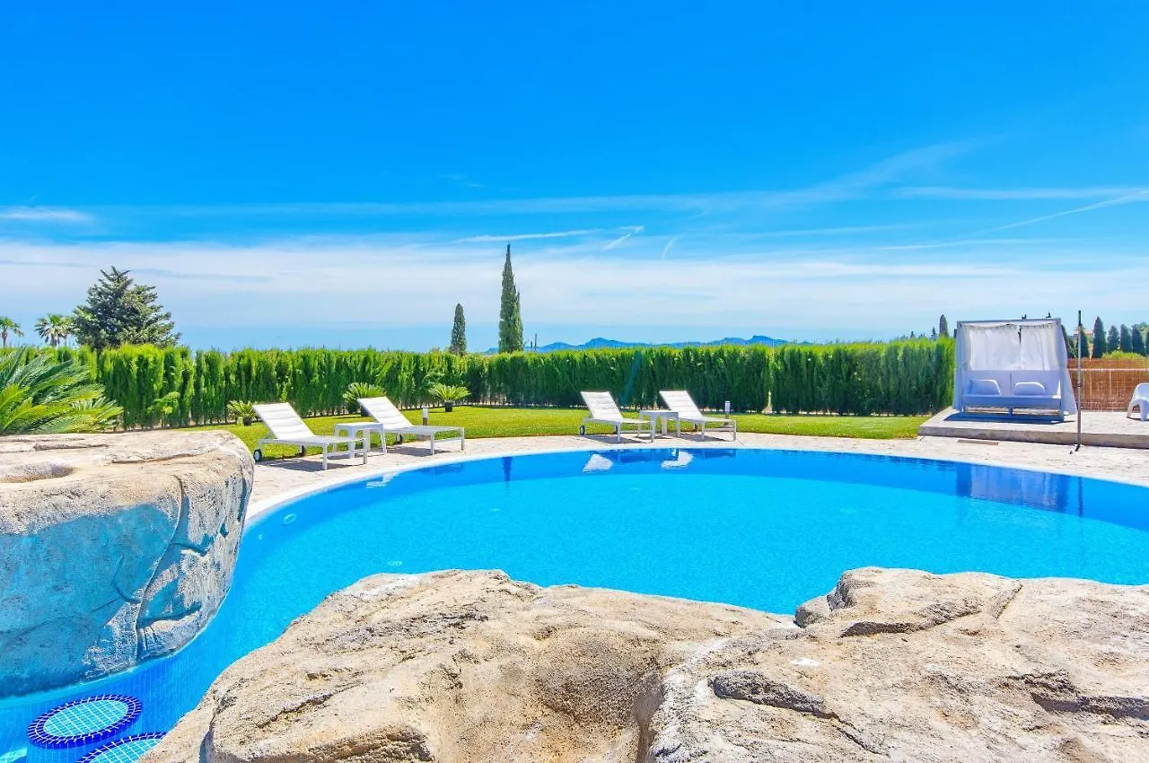 Finca Torrat ムロ